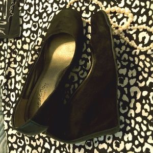 REACTION  Suede Wedges